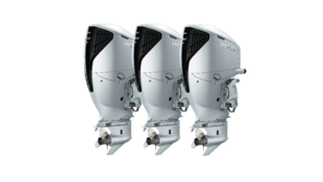 BF200, BF225 a BF250, predný trojštvrťový pohľad na motory.