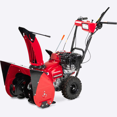 Predn&yacute; troj&scaron;tvrťov&yacute; pohľad zľava na model radu 6.