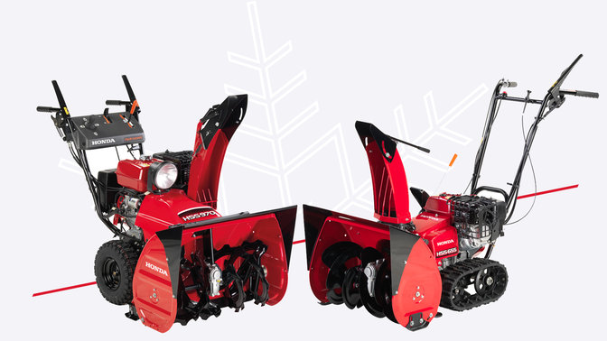 2 snehov&eacute; fr&eacute;zy Honda, troj&scaron;tvrťov&yacute; pohľad.